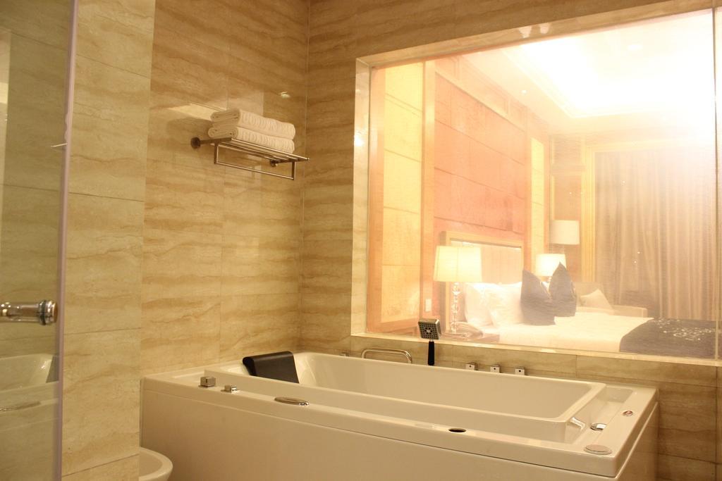 Golden Peacock Resort Hotel Beira Quarto foto