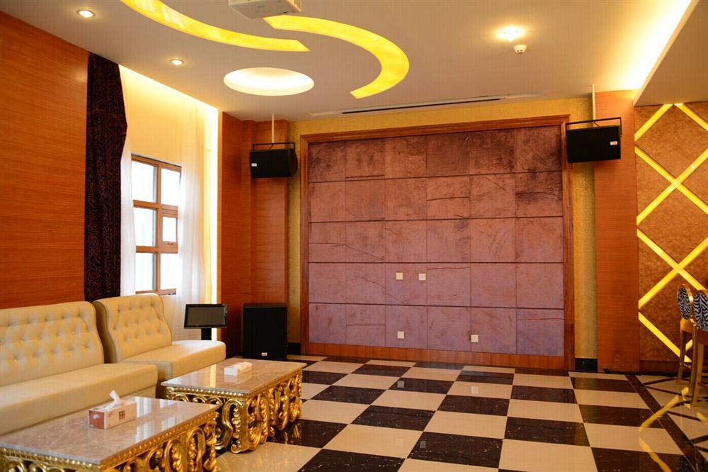 Golden Peacock Resort Hotel Beira Exterior foto